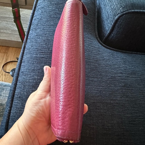 💯 Authentic Prada wallet - Picture 9 of 13